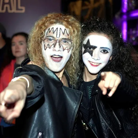 Maquillados para el homenaje a Ace Frehley