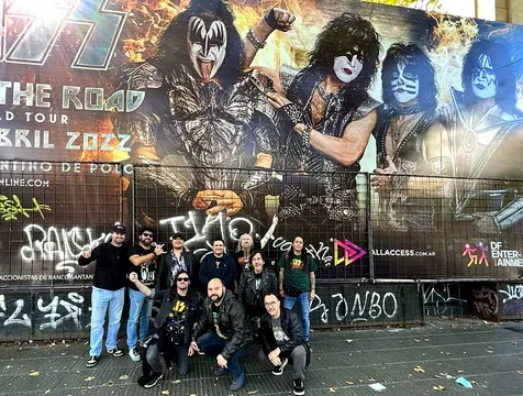 KISS Army Chile en la despedida de KISS en Argentina