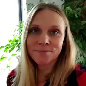 Matilda Svensson invita a ver su entrevista