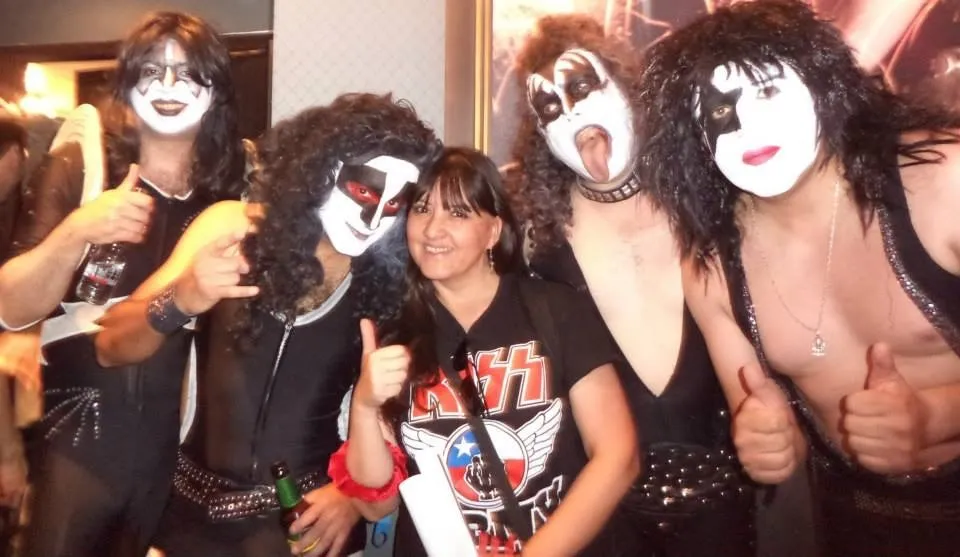 Myri con la banda tributo Revenge